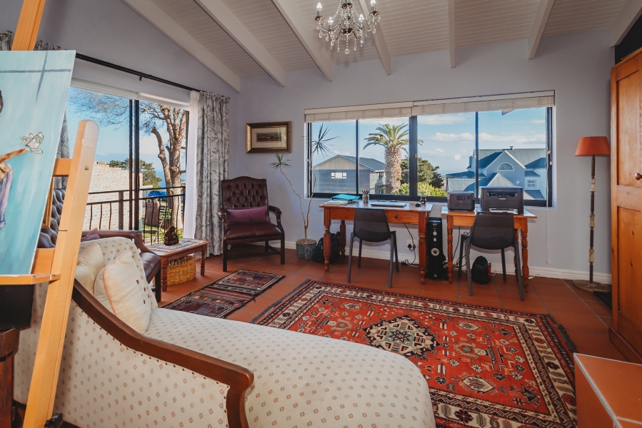3 Bedroom Property for Sale in Herolds Bay Western Cape